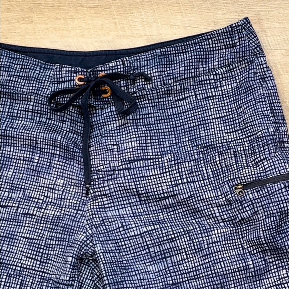 The North Face Men’s Olas Board Shorts Size 32 - Picture 2 of 7